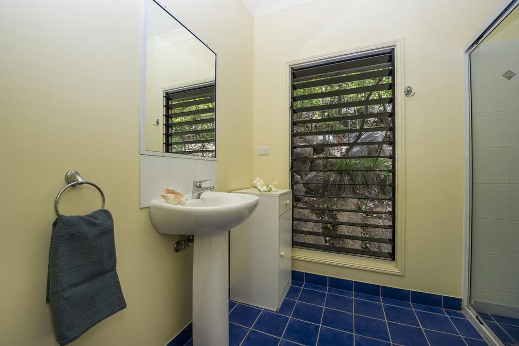 Manyana, 3 Opalia Court Villa Nelly Bay Buitenkant foto